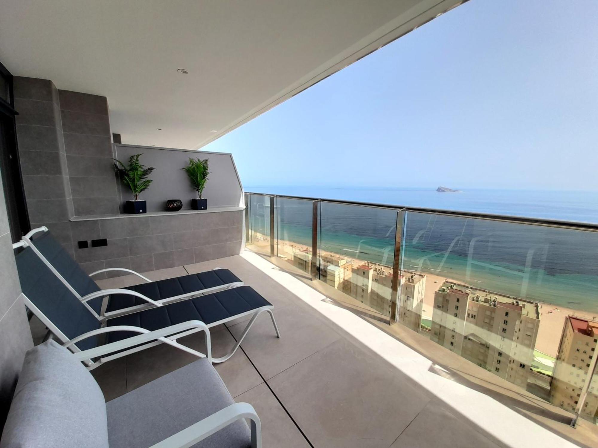 בנידורם Sunset Cliffs Sea View Apartments 14 Floor מראה חיצוני תמונה