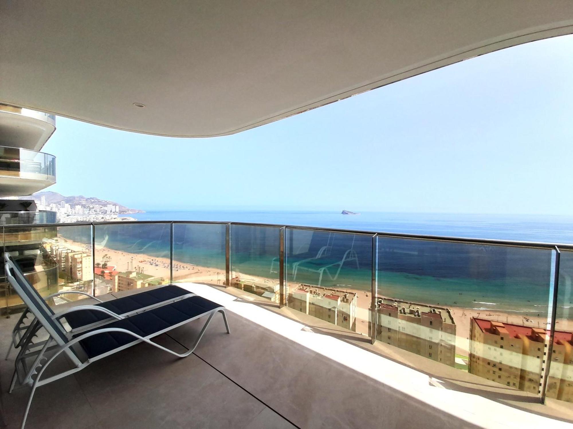 בנידורם Sunset Cliffs Sea View Apartments 14 Floor מראה חיצוני תמונה